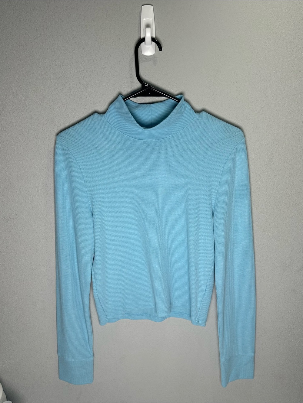 American Eagle Outfitters Light Blue Ribbed Mock Neck Long Sleeve Top